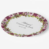 マゼンエレガントタ白色花模様とグリーンボタニカル ペーパープレート (アングル)