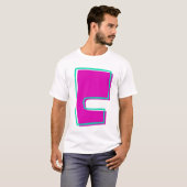 マゼンスタイリッシュタおよびティール(緑がかった色)文字C Tシャツ (正面フル)
