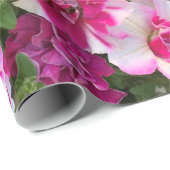 マゼンタおよび白色のペチュニア ラッピングペーパー (ロールコーナー)