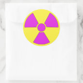 マゼンタおよび黄色放射の警告標識 ラウンドシール (バッグ)