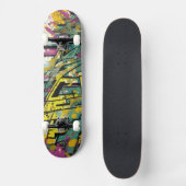 マゼンタとイエローのグラフィティ スケートボード (正面)
