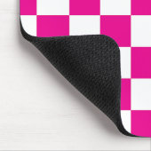 マゼンタとホワイトのチェックと渦巻き マウスパッド (コーナー)