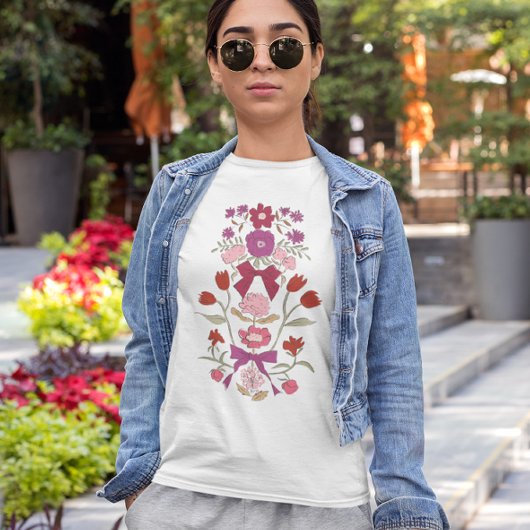 マゼンタの湾曲形と花 Tシャツ