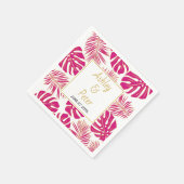 マゼンタピンクの熱帯モンステラ葉パームの結婚 スタンダードカクテルナプキン (角)