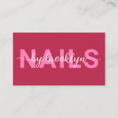 マゼンタピンクモダンタイポグラフィネイルアーティスト 名刺 (正面)