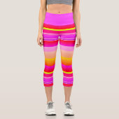 マゼンタピンク鮮やか黄ストライプの カプリレギンス (正面)