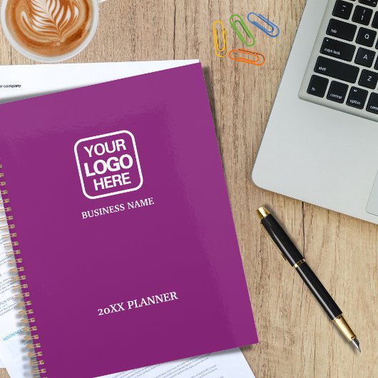 マゼンタモダンプロフェッショナルホワイトビジネスロゴ プランナー手帳