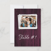 マゼンタ木製写真披露宴テーブルカード 招待状 (裏面)