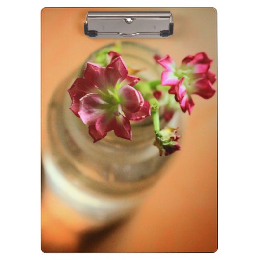 マゼンタ色の花 クリップボード (正面)