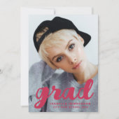 マゼンモダンタスタイリッシュースクリプトの写真卒業 案内状 (正面)