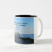 マタイの福音書賛美第5章4節は嘆き悲しむ人々である….. ツートーンマグカップ (正面右)