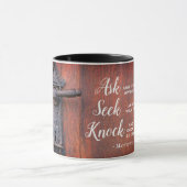 マタイの福音書7:7頼と、そのことが与えある マグカップ (中央)