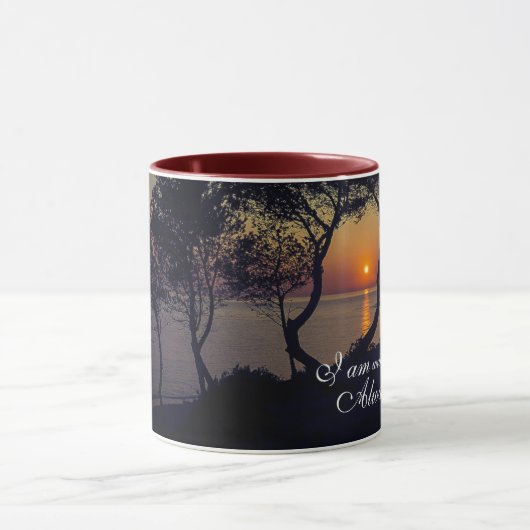 マタイ28:20わたしは常に黄金の日没と共にいる マグカップ (中央)