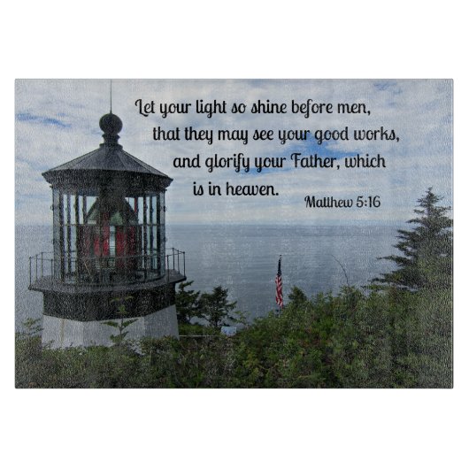 マタイ5:16あなたの光を人々の前で輝かせなさい。 カッティングボード (正面)