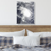 マダガスカルに接近する熱帯低気圧帯ゲール キャンバスプリント (インサイチュ (寝室))