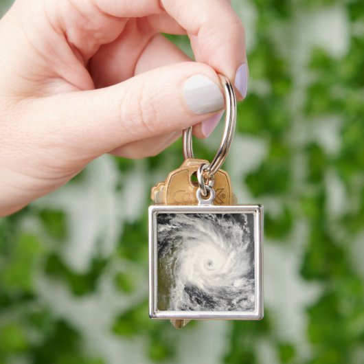 マダガスカルの熱帯低気圧Ivan キーホルダー (手)