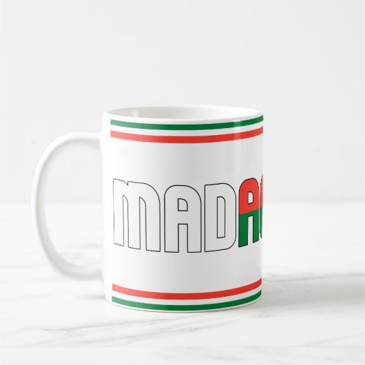 マダガスカル愛国心を持つシピン コーヒーマグカップ (左)