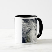 マダガスカル来に上陸する熱帯性風雨 マグカップ (正面右)