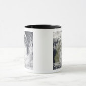 マダガスカル沖の熱帯低気圧ゲール2 マグカップ (中央)