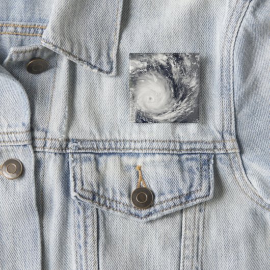 マダガスカル沖の熱帯低気圧ゲール 缶バッジ (インサイチュ)