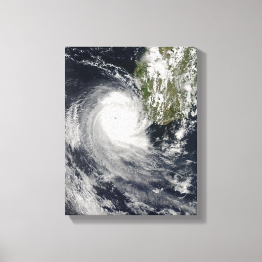 マダガスカル沖の熱帯低気圧Favio キャンバスプリント (正面)