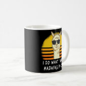 マダファ(Lpa)カスアルパカスキュートLlamaを欲しい コーヒーマグカップ (正面右)