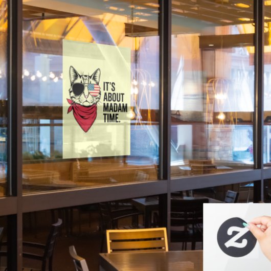 マダムタイムプレジデント2024カマラハリスDNCラリー ウィンドウサイン (レストラン窓)