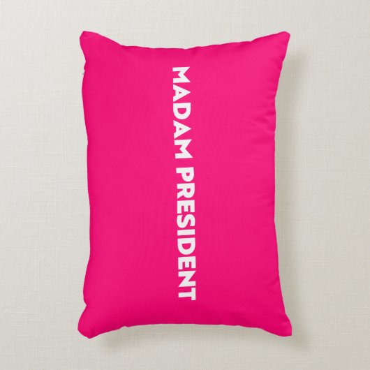 マダムプレジデントモダンタイポグラフィホットピンク アクセントクッション (正面(垂直))