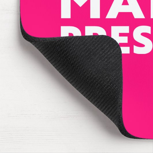 マダム社長モダンタイポグラフィホワイトホットピンク マウスパッド (コーナー)