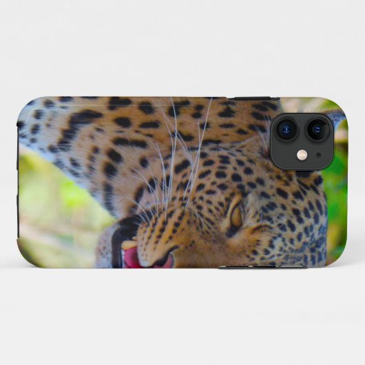 マダラヒョウ Case-Mate iPhoneケース (裏面(横))