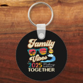 マッおもしろいチファミリービベス懇親会2025私を作る キーホルダー (正面)