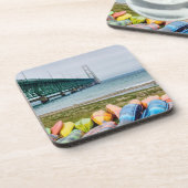 マッキナックブリッジとカヌー コースター (左側)