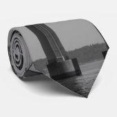 マッキナックブリッジに沿ってグレースケールネックタイ ネクタイ (ロール)