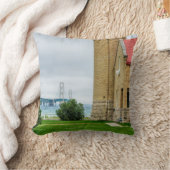 マッキナックブリッジアンドライトハウス クッション (ブランケット)