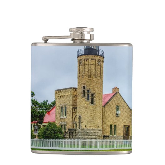 マッキナックポイントライト フラスク (正面)