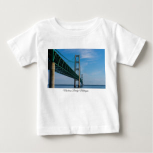 マッキナック橋に沿って ベビーTシャツ