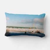 マッキナック橋の冬 ランバークッション (裏面)