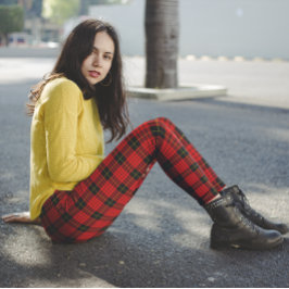 マックイーンタータンチェックレッドブラック レギンス