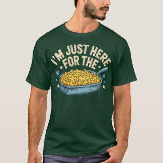 マック・アンド・チーズが好きで来ただけ Tシャツ
