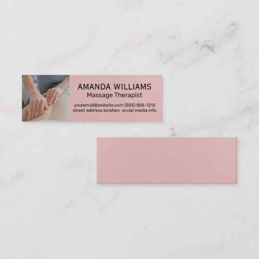 マッサージセラピスト | ピンクのレザーテクスチャ スキニー名刺 (正面/裏面)
