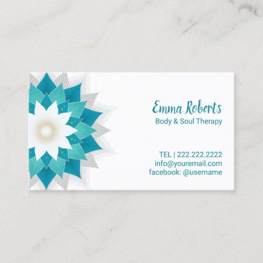 マッサージセラピーティール（緑がかった色）ロータスフラワーヨガスパサロン 名刺 (正面)