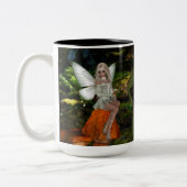 マッシュルームの妖精デザイン2マグカップ ツートーンマグカップ (左)