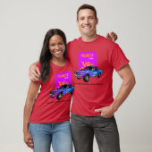 マッスルカーは環境に悪いけど僕には最高だぜ友よ Tシャツ (ユニセックス)