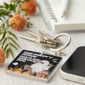 マッチングは幽霊とカボチャのサービスドッグを台無しにしない キーホルダー (正面右)