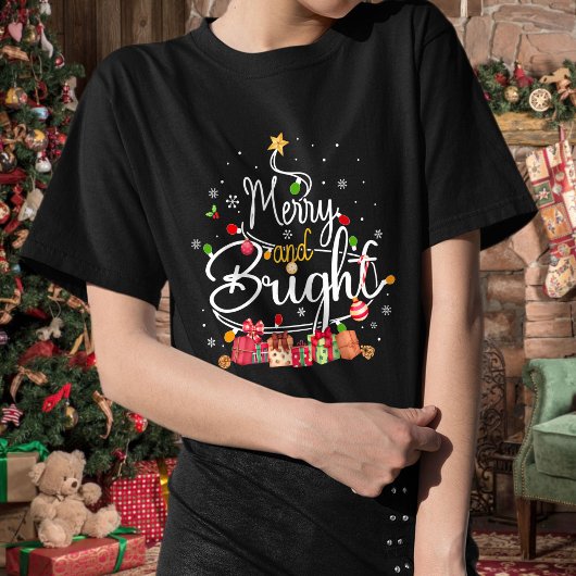 マッチングファミリークリスマスシャメリーツとブライト Tシャツ