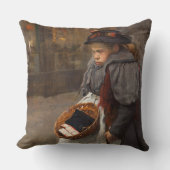 マッチ売りの少女 貧しいストリートの子供 都市の貧困 クッション (正面)