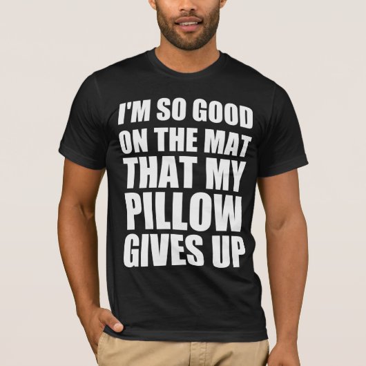 マットが好きすぎて枕が諦めた Tシャツ (正面)