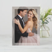 マットフレーム結婚写真の金色のベージュの招待 招待状 (スタンド正面)