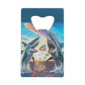 マット・チェイス・モレランによる「グロマーチョンプ」 - 魅惑の鮫たち - クレジットカード栓抜き (裏面)