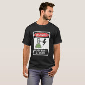 マッドサイエンティストの仕事 実験をする子供たち Tシャツ (正面フル)